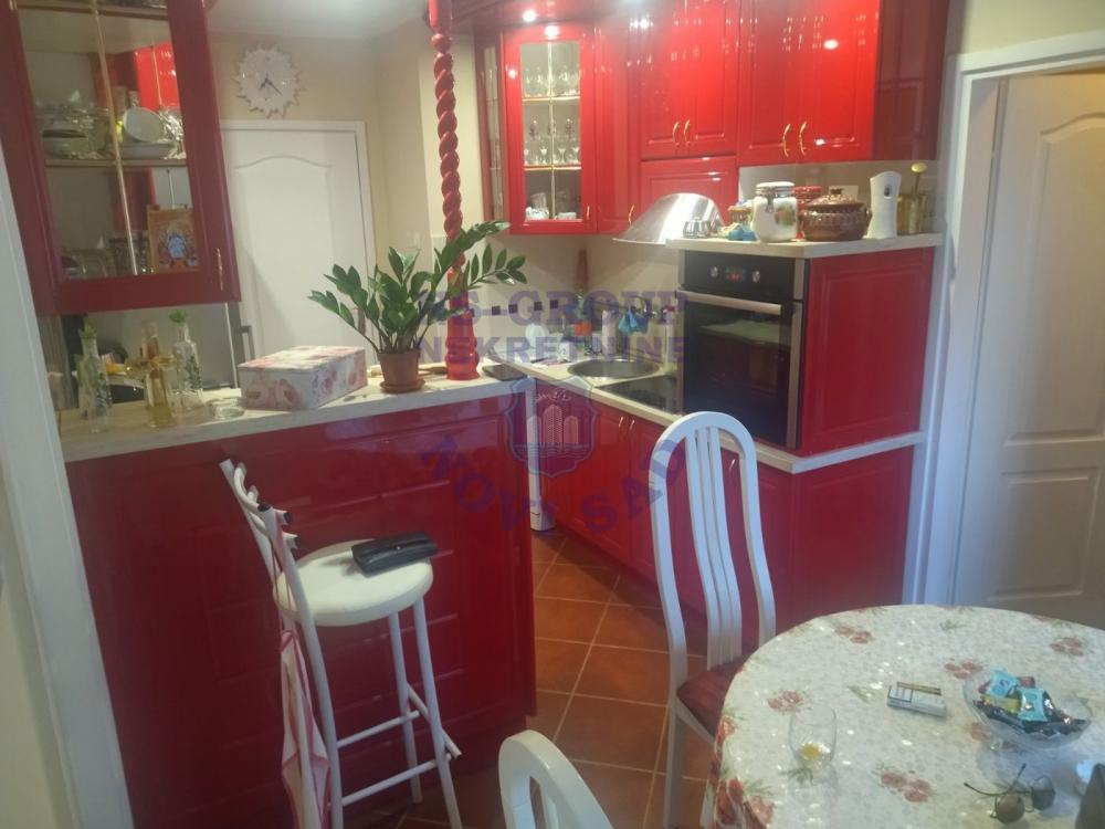 Slika 3 - Prodaje se odlican trosoban stan na 2 minute od centra grada