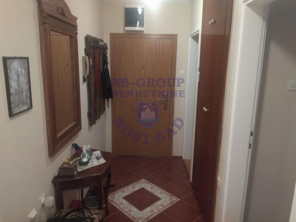 Slika 9 - Prodaje se odlican trosoban stan na 2 minute od centra grada