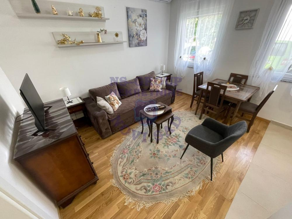 Slika 1 - Prodaje se jednoiposoban stan kod Zeleznicke stanice