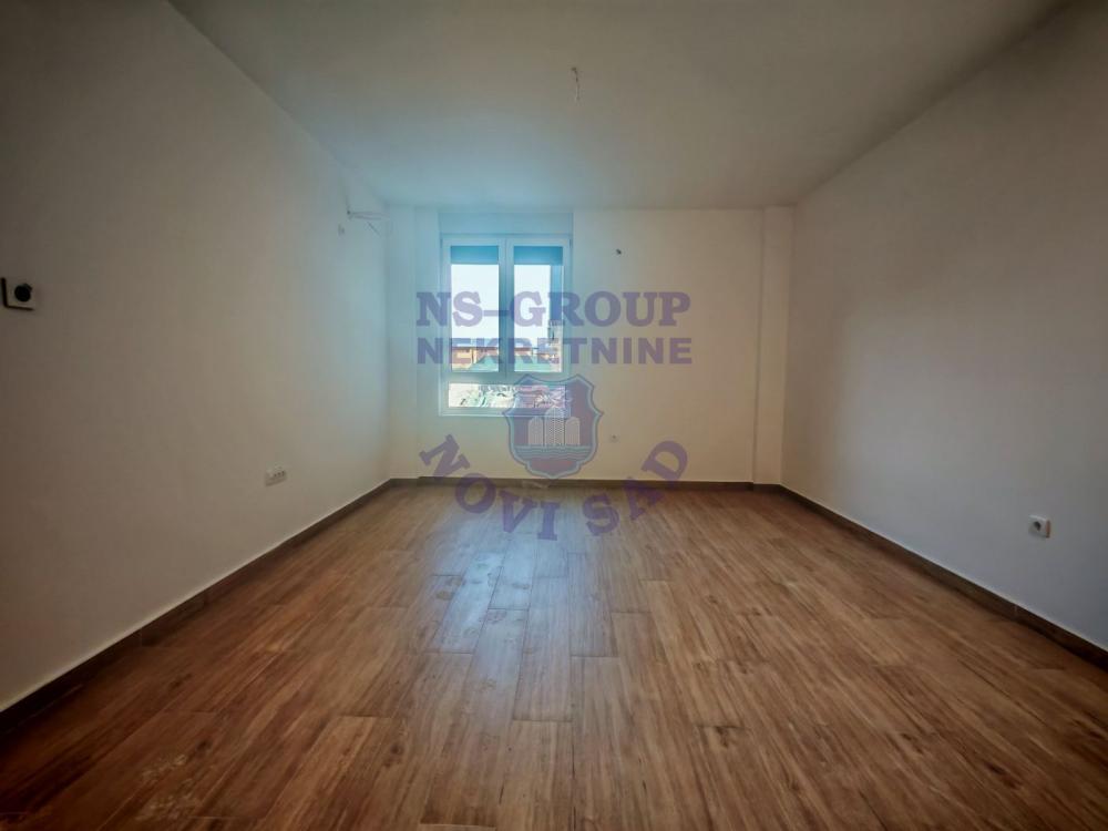 Slika 4 - Jednosoban, 29m2, Telep Novi Sad, ima lift