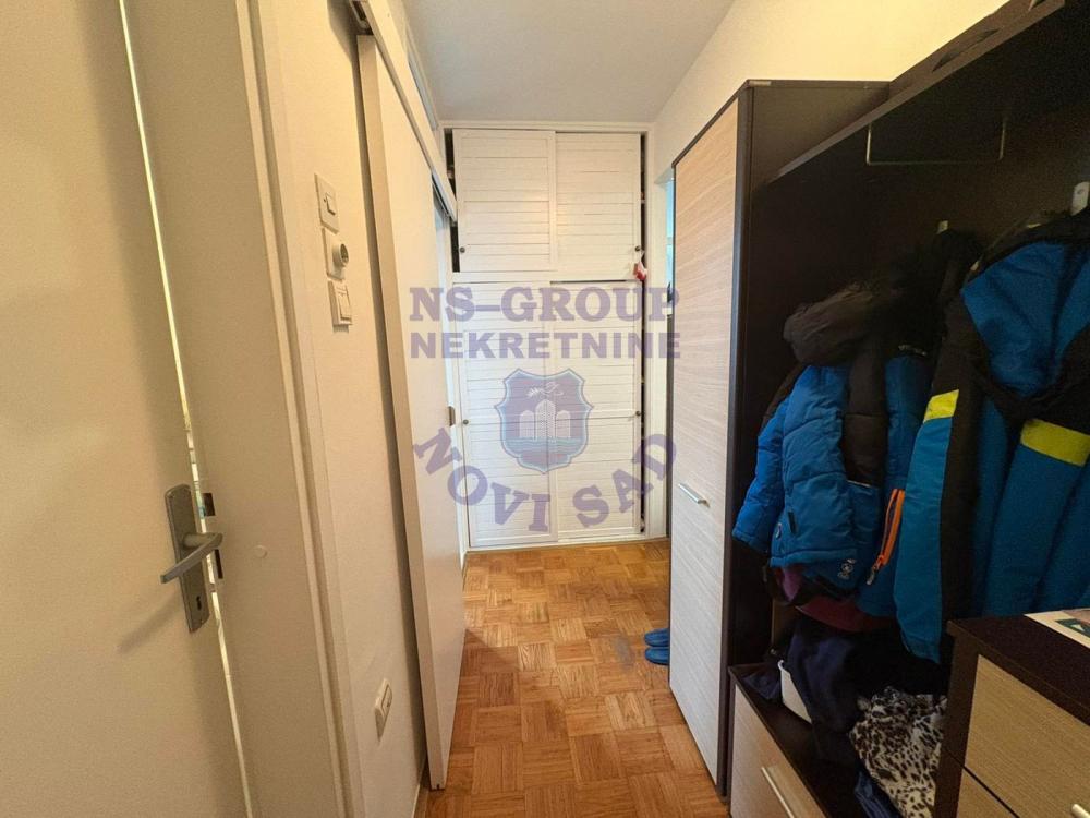 Slika 5 - ODLICAN trosoban stan na Novom Naselju