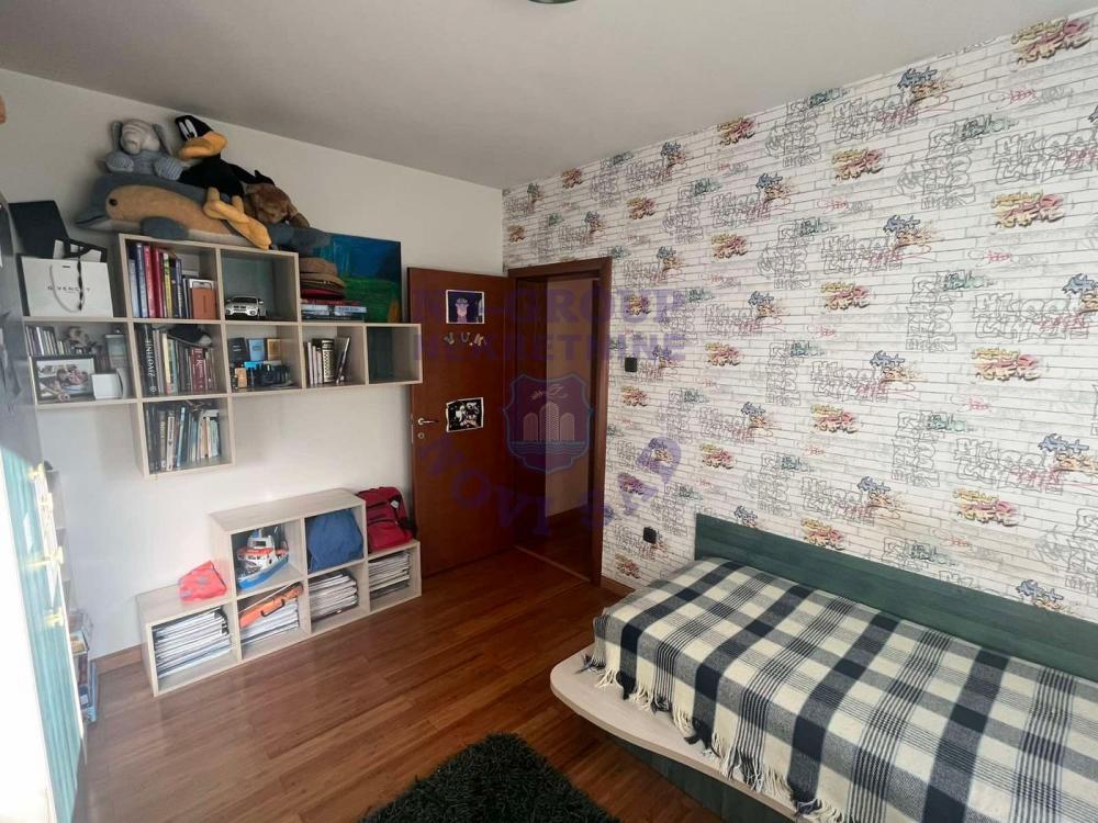 Slika 8 - Fantastičan porodičan stan na Grbavici!