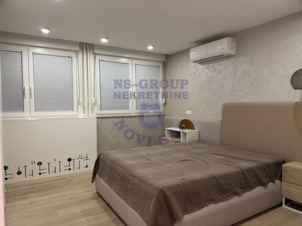 Slika 4 - TOP LUX DVOSOBAN STAN NA LIMANU 1