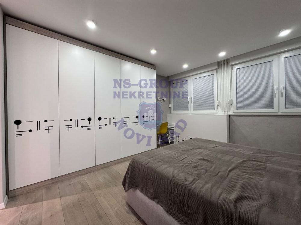 Slika 5 - TOP LUX DVOSOBAN STAN NA LIMANU 1