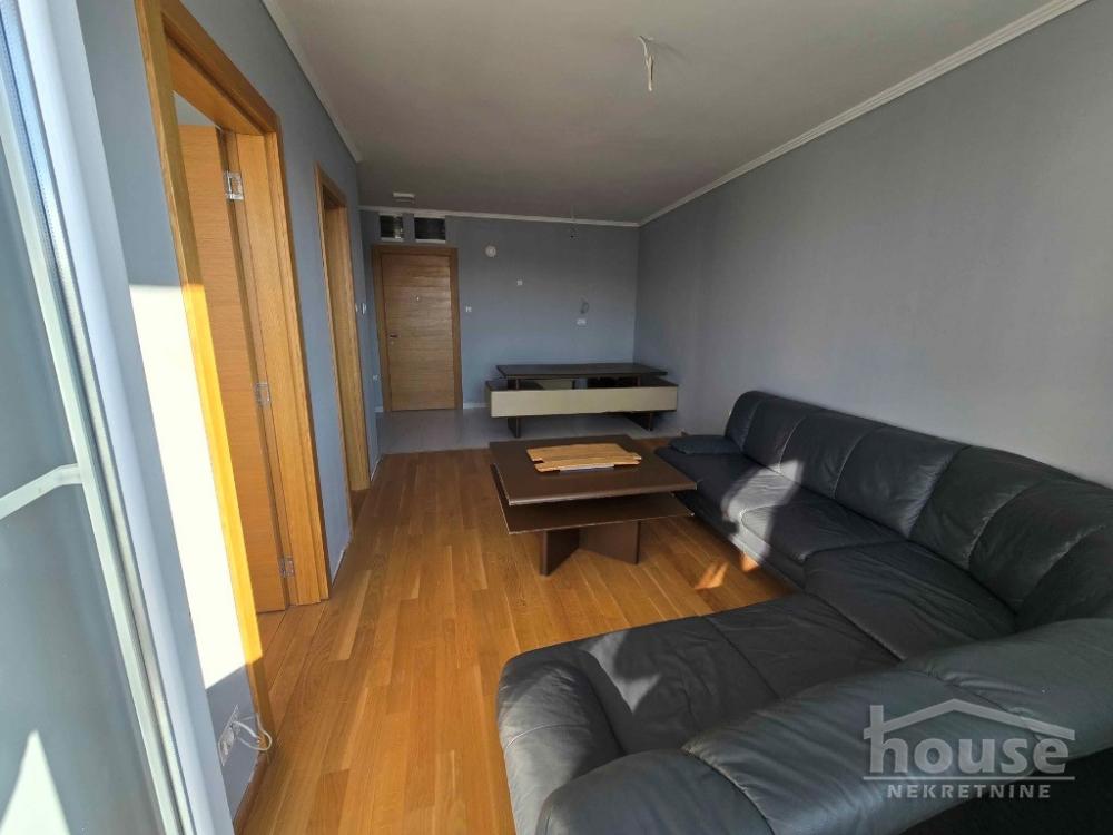 Slika 2 - Stan,NOVI SAD,CENTAR,kv: 42.00, € 126000, ID: 1065021