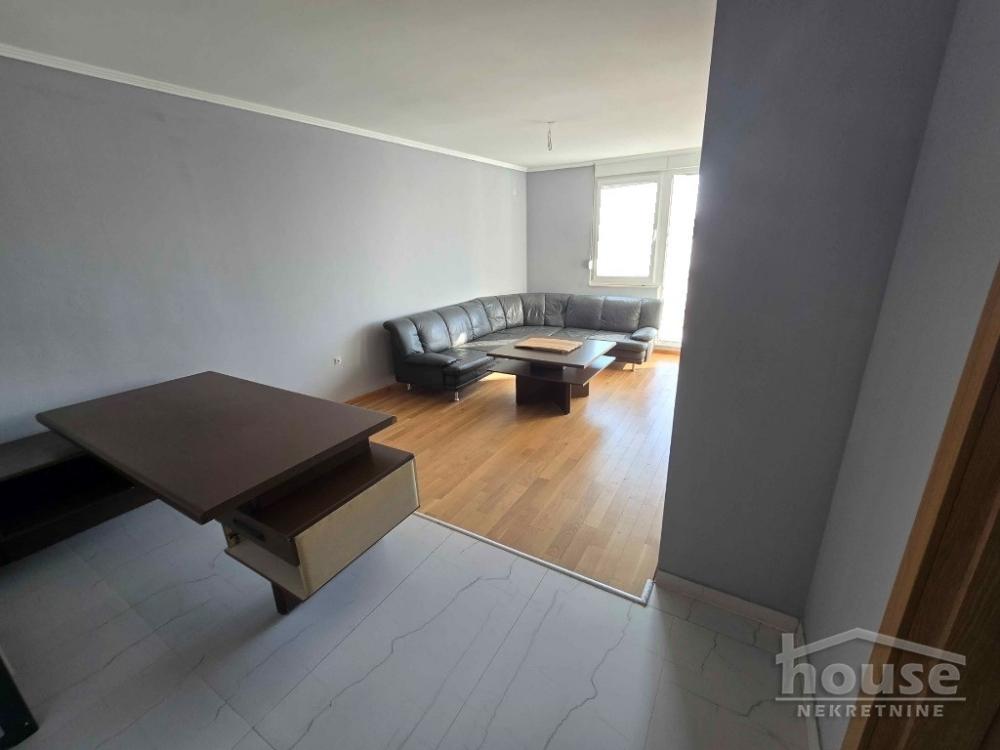 Slika 3 - Stan,NOVI SAD,CENTAR,kv: 42.00, € 126000, ID: 1065021