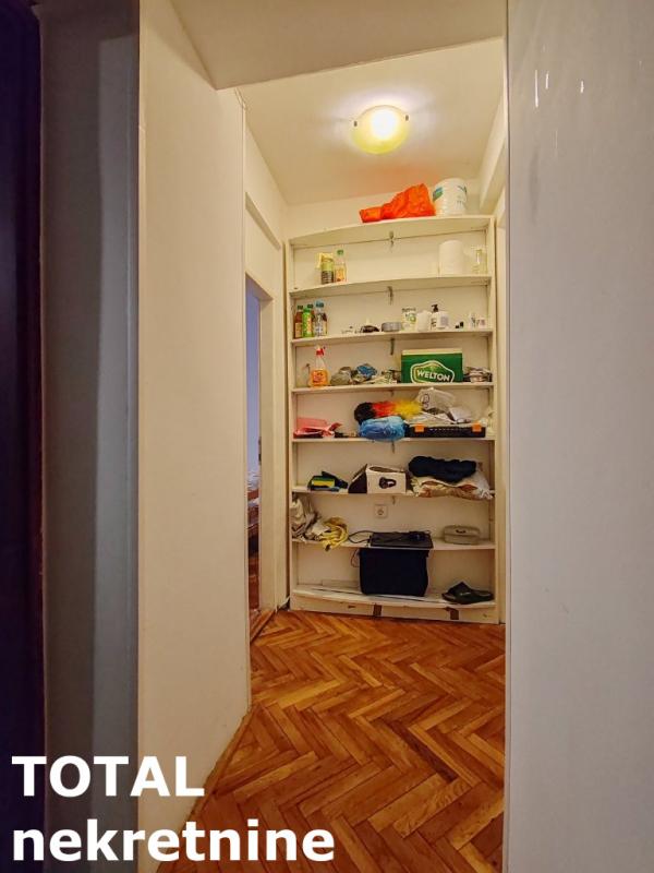 Slika 10 - Stan,NOVI SAD,CENTAR,kv: 67.00, € 154100, ID: 1101775