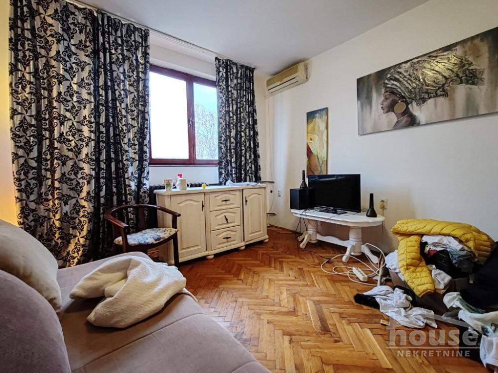 Slika 2 - Stan,NOVI SAD,CENTAR,kv: 67.00, € 154100, ID: 1064927