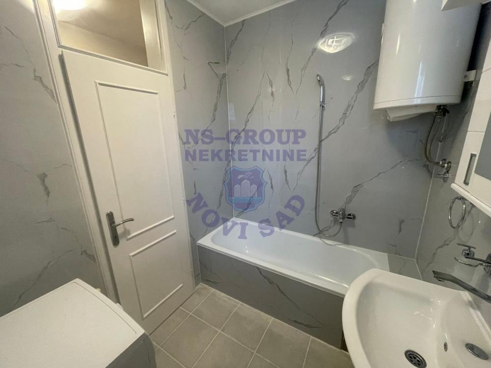 Slika 7 - 559130-Odlično renoviran dvosoban stan na Grbavici u Novom Sadu 