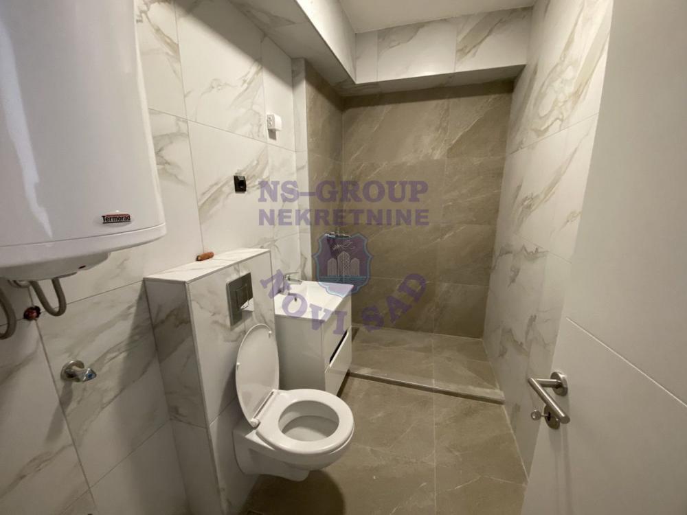 Slika 2 - Odlicna garsonjera na Bulevaru Patrijarha Pavla.