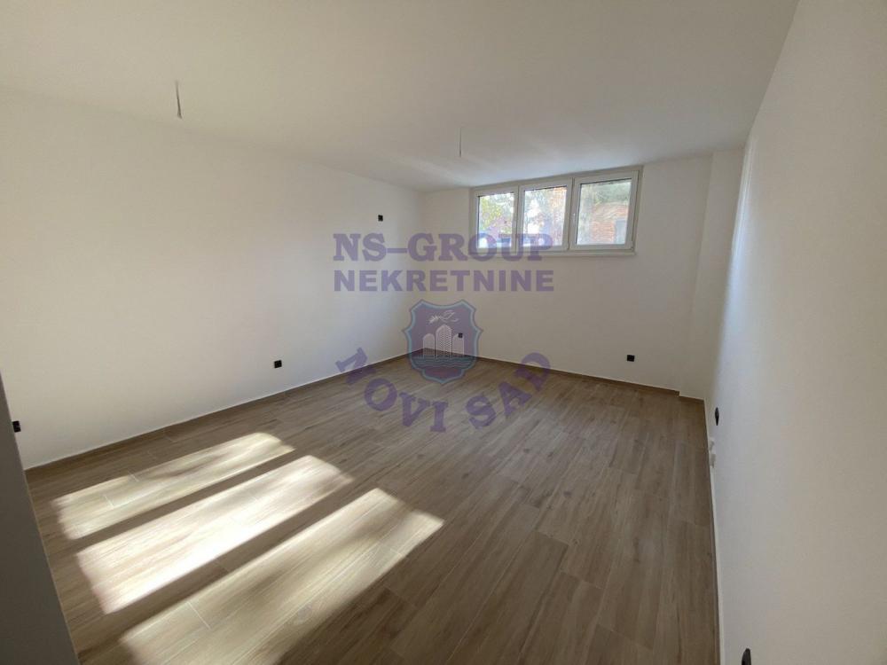 Slika 3 - Odlicna garsonjera na Bulevaru Patrijarha Pavla.