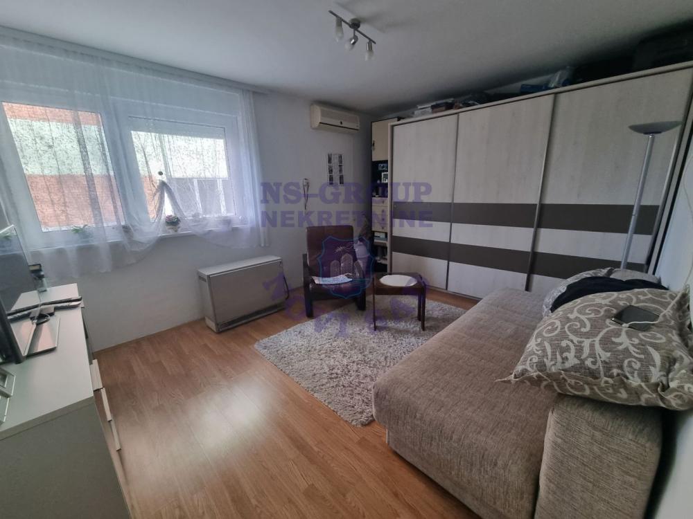 Slika 4 - š:559520 Trosoban stan na Salajci