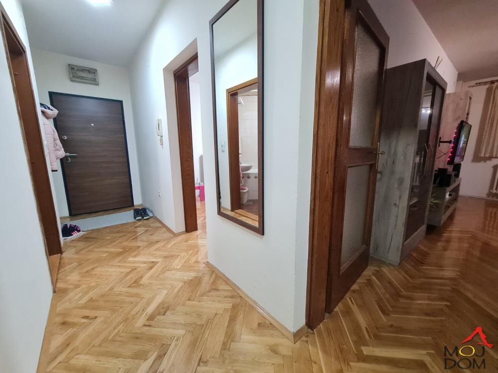 Slika 7 - Stan,NOVI SAD,SAVINA,kv: 78, € 194200, ID: 1031334