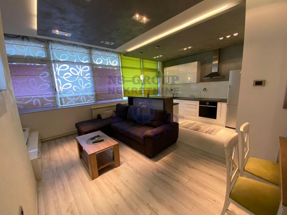 Slika 1 - Odlican stan na Bulevaru Evrope!