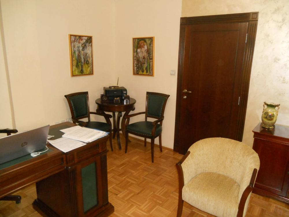 Slika 2 - Stan,NOVI SAD,BULEVAR,kv: 72.00, € 178000, ID: 1058977