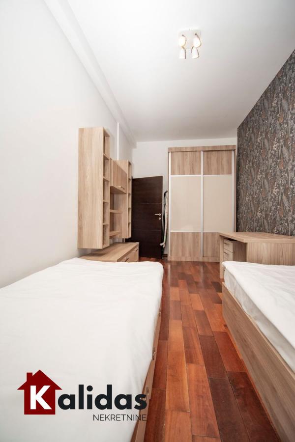 Slika 7 - Stan,NOVI SAD,BULEVAR EVROPE,kv: 114, € 350200, ID: 1008356