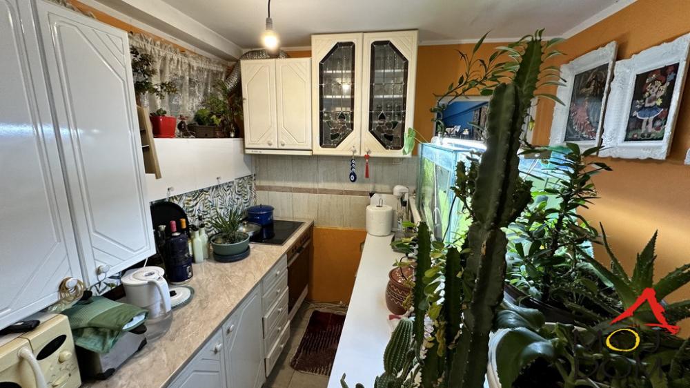 Slika 10 - Stan,NOVI SAD,BULEVAR,kv: 54, € 144200, ID: 1031396