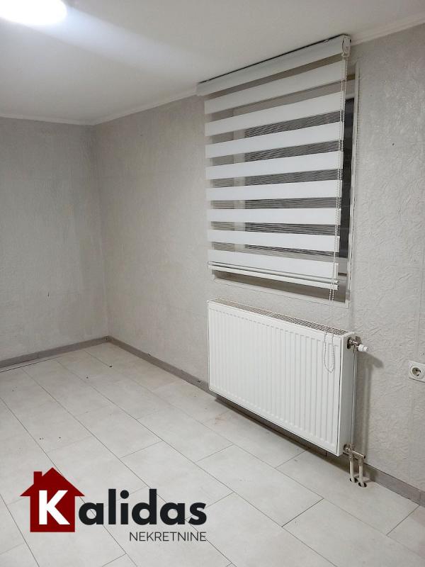Slika 6 - Stan,PETROVARADIN,CENTAR,kv: 50, € 88000, ID: 1005939