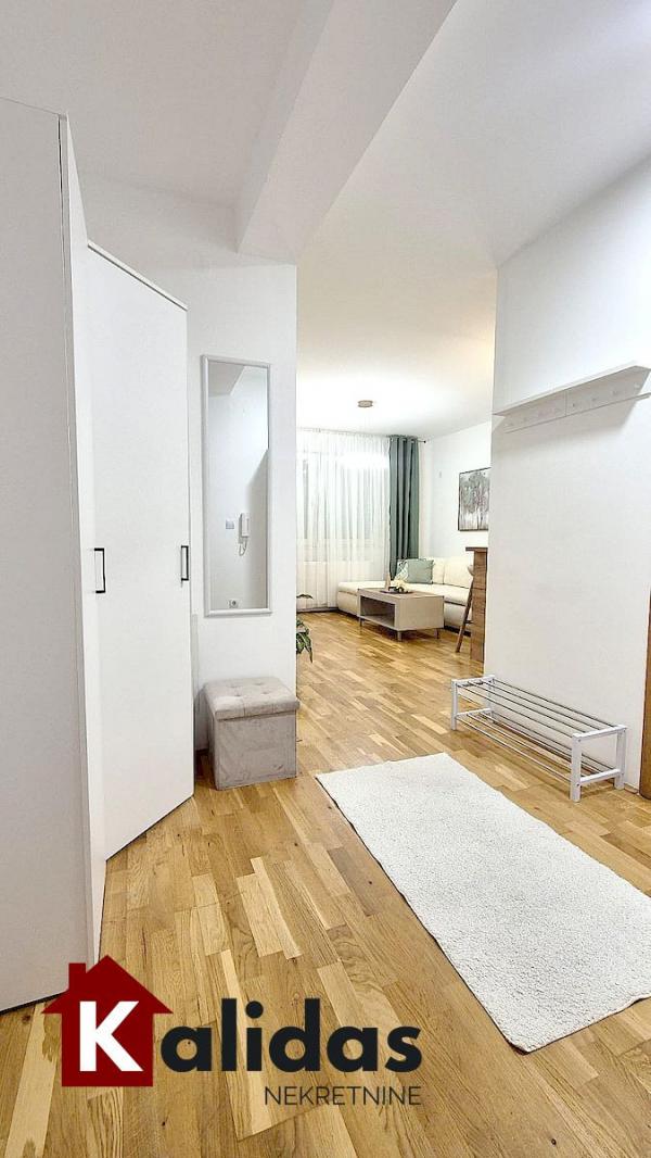 Slika 4 - Stan,NOVI SAD,PODBARA,kv: 26, € 95790, ID: 1008359