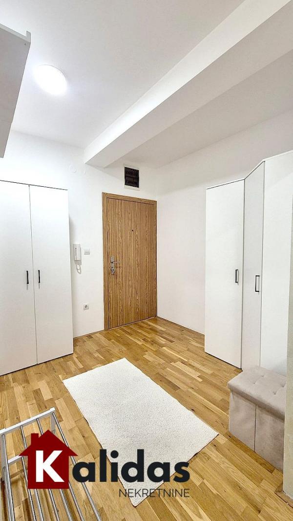 Slika 5 - Stan,NOVI SAD,PODBARA,kv: 26, € 95790, ID: 1008359