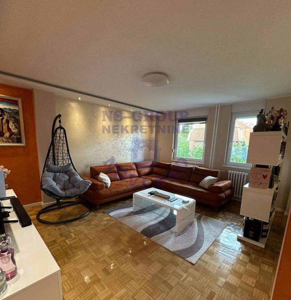 Glavna slika -Š: 559803 Trosoban na Novom Naselju!