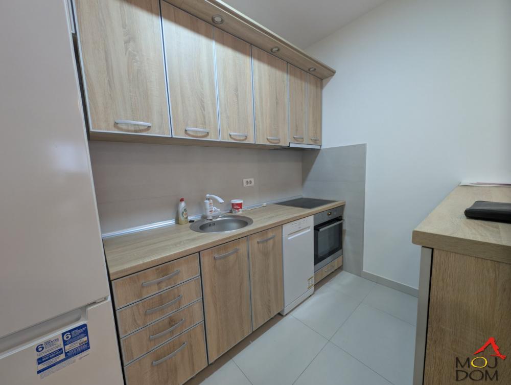 Slika 9 - Stan,NOVI SAD,SOCIJALNO,kv: 56, € 247200, ID: 1027023