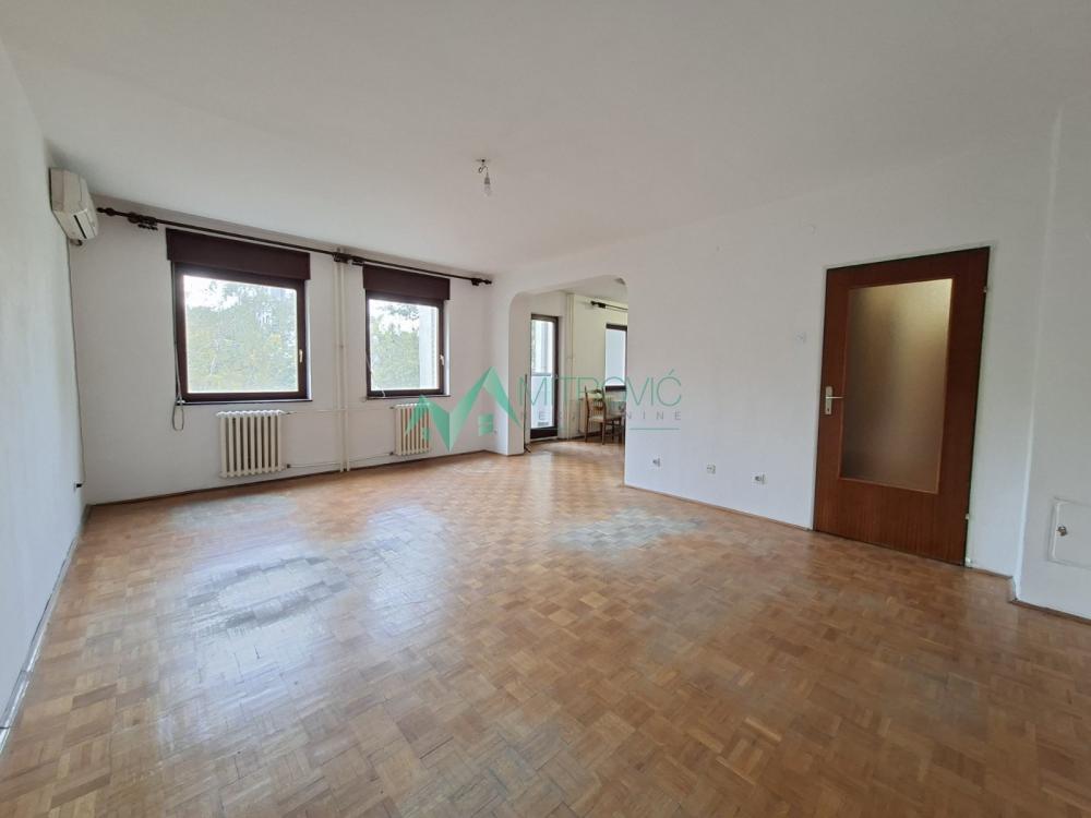 Slika 3 - Na prodaju – Komforan trosoban stan, 95 m² – Nova Detelinara 