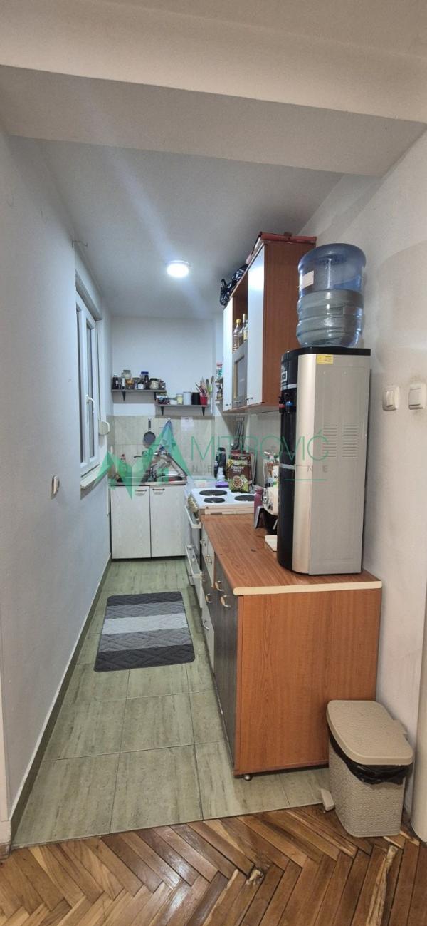 Slika 2 - Novi Sad, Nova Detelinara Dvoiposoban stan 54 m2 sa parking mestom! 