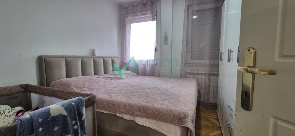 Slika 3 - Novi Sad, Nova Detelinara Dvoiposoban stan 54 m2 sa parking mestom! 