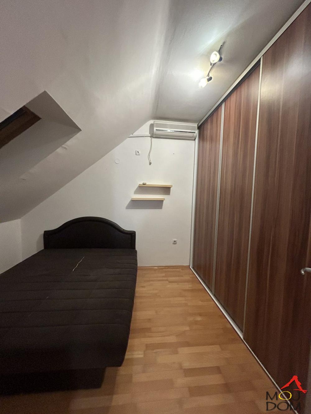 Slika 3 - Stan,NOVI SAD,CENTAR,kv: 42, € 144200, ID: 1031418