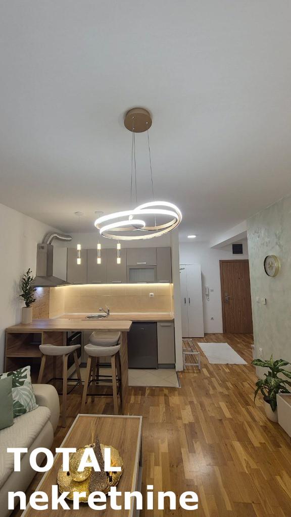 Glavna slika -Stan,NOVI SAD,PODBARA,kv: 26.00, € 93000, ID: 1101873