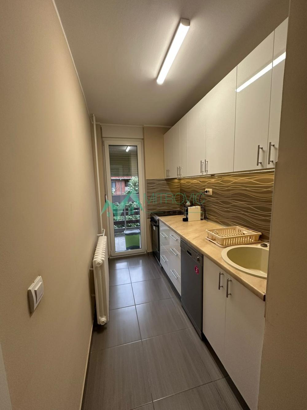 Slika 6 - Novo naselje, Šonsi, 80m2. Odličan trosoban stan. 