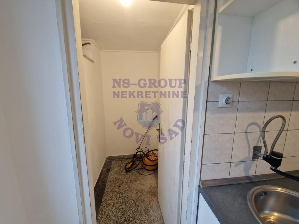 Slika 3 - Š: 559713 Dvosoban na Ž. Stanici!