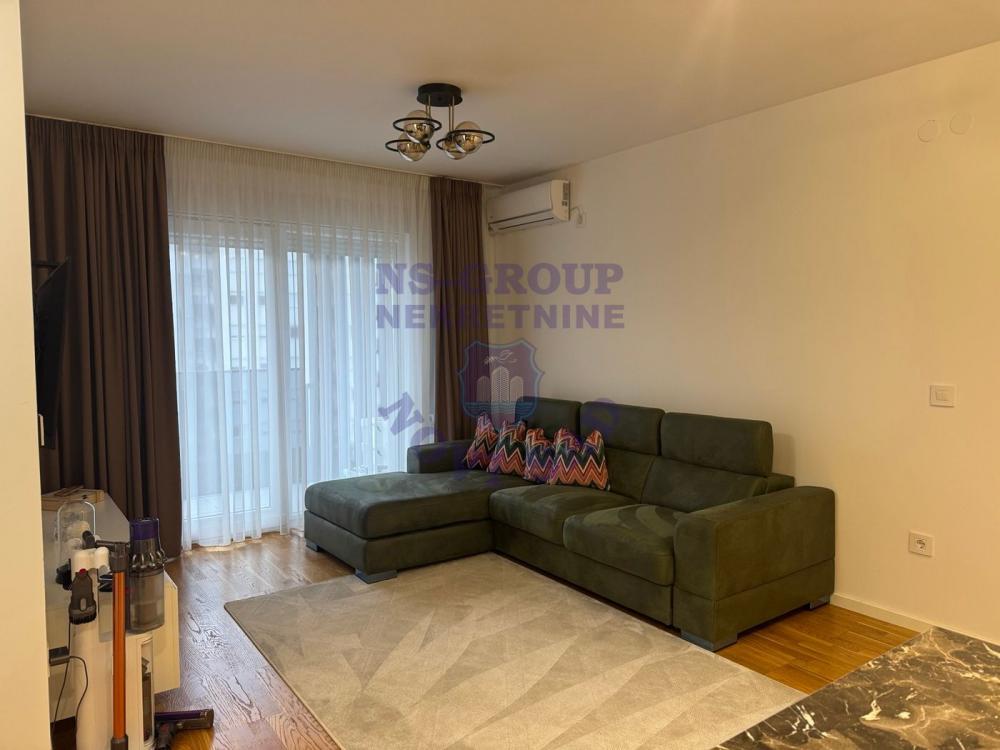 Slika 1 - Š: 559694 Dvosoban na Novom Naselju!