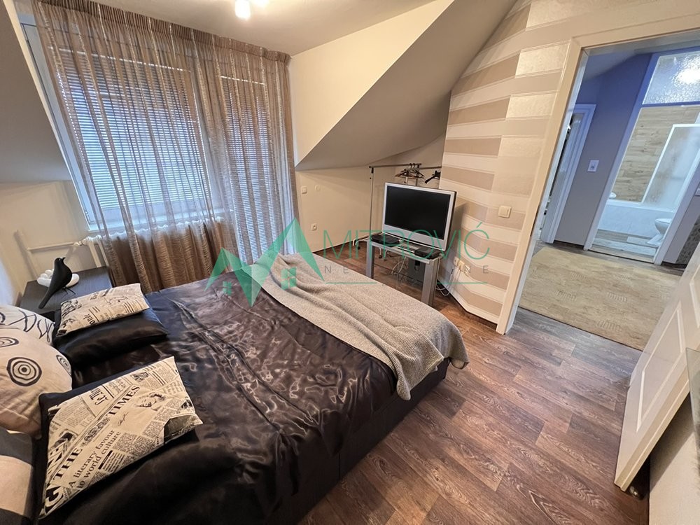 Slika 11 - Novi Sad, Centar - Dvosoban, kompletno namešten stan - strogi centar  