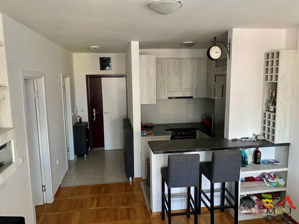 Slika 1 - Stan,NOVI SAD,GRBAVICA,kv: 50, € 153500, ID: 1024157