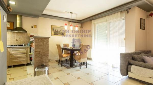 Slika 2 - Trosoban, 81m2, Telep Novi Sad, sa terasom