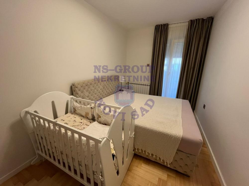 Slika 5 - Odlican trosoban stan na BUlevaru!