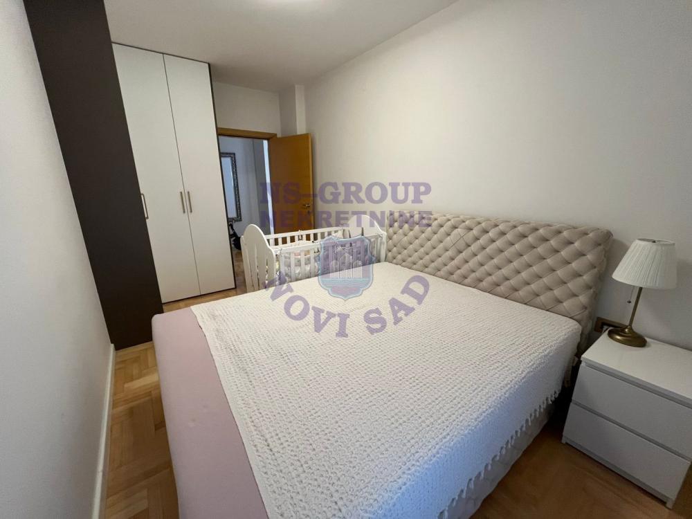 Slika 6 - Odlican trosoban stan na BUlevaru!