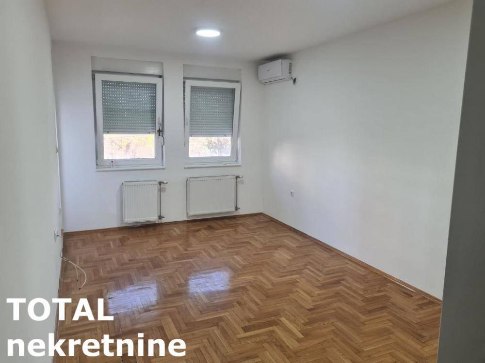 Glavna slika -Stan,NOVI SAD,TELEP,kv: 50.00, € 125000, ID: 1101859