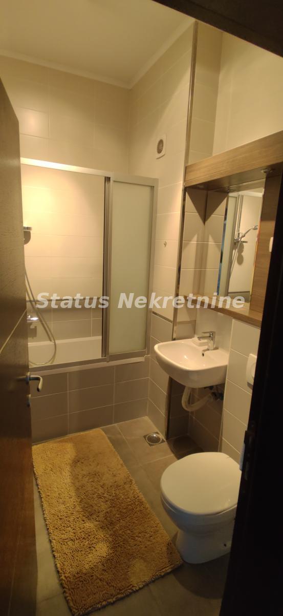 Slika 9 - Bulevar Evrope-Luksuzno opremljen Veliki Četvorosoban stan 114 m2 sa Pogledom-065/385 8880