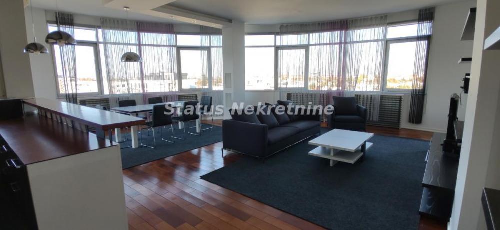 Slika 2 - Bulevar Evrope-Luksuzno opremljen Veliki Četvorosoban stan 114 m2 sa Pogledom-065/385 8880