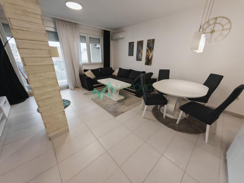 Slika 4 - Podbara, 55m2. Noviji dvosoban namešten stan. 