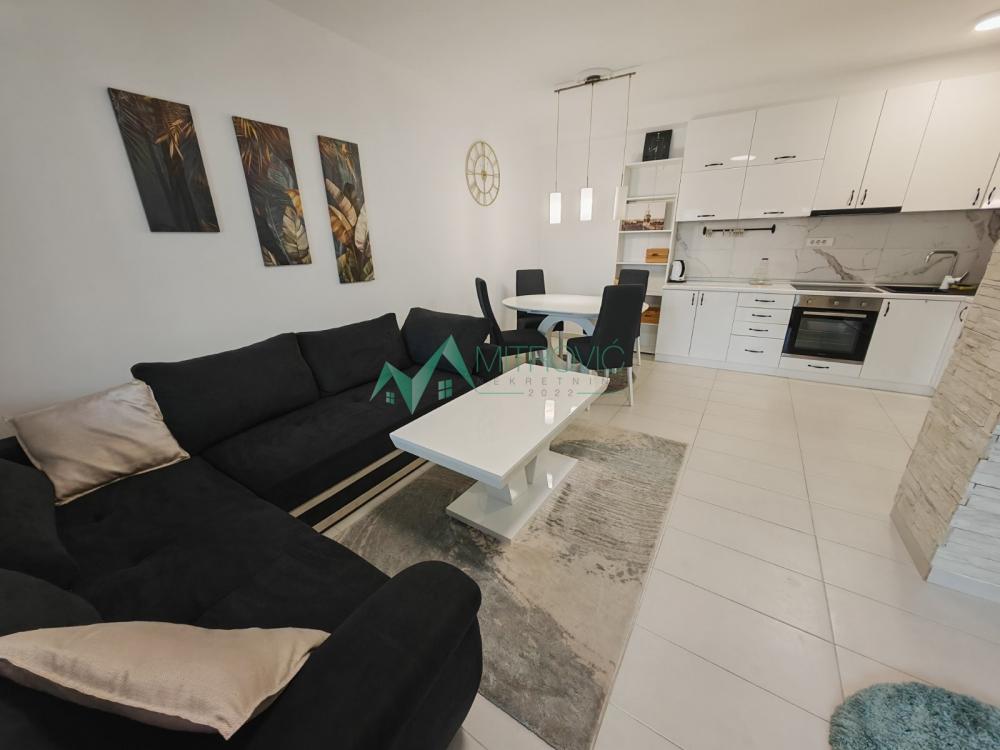 Slika 1 - Podbara, 55m2. Noviji dvosoban namešten stan. 