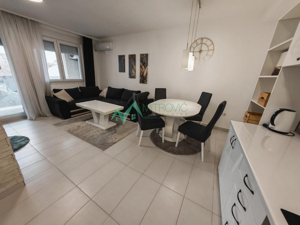 Slika 3 - Podbara, 55m2. Noviji dvosoban namešten stan. 