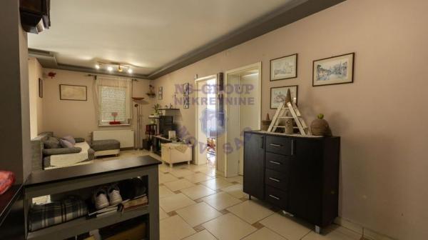 Slika 1 - Trosoban, 81m2, Telep Novi Sad, sa terasom