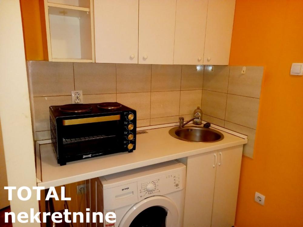 Slika 1 - Stan,NOVI SAD,PODBARA,kv: 19.00, € 68000, ID: 1101879