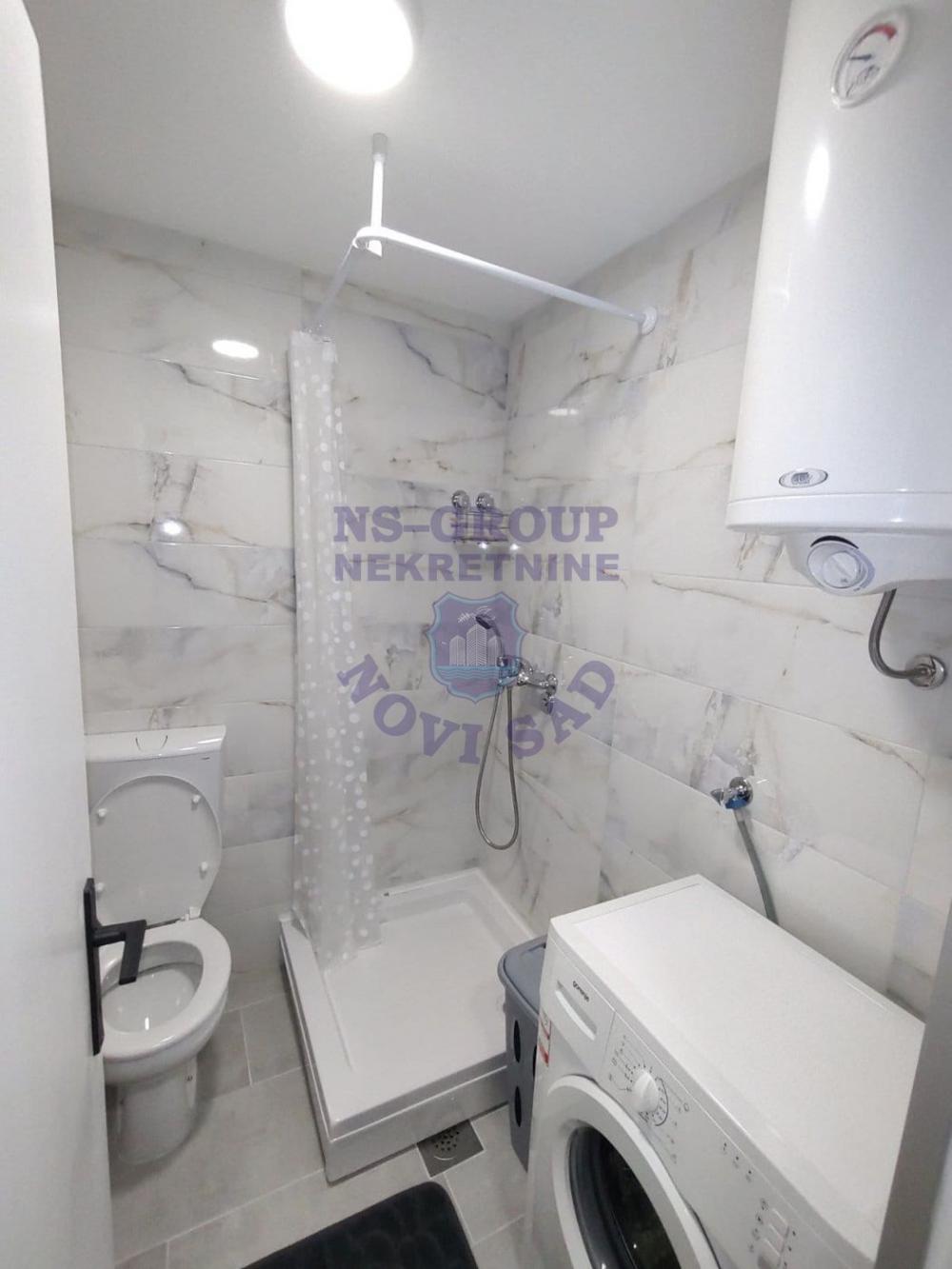 Slika 9 - Jednoiposoban, 34m2, Podbara Novi Sad, sa terasom, ima lift