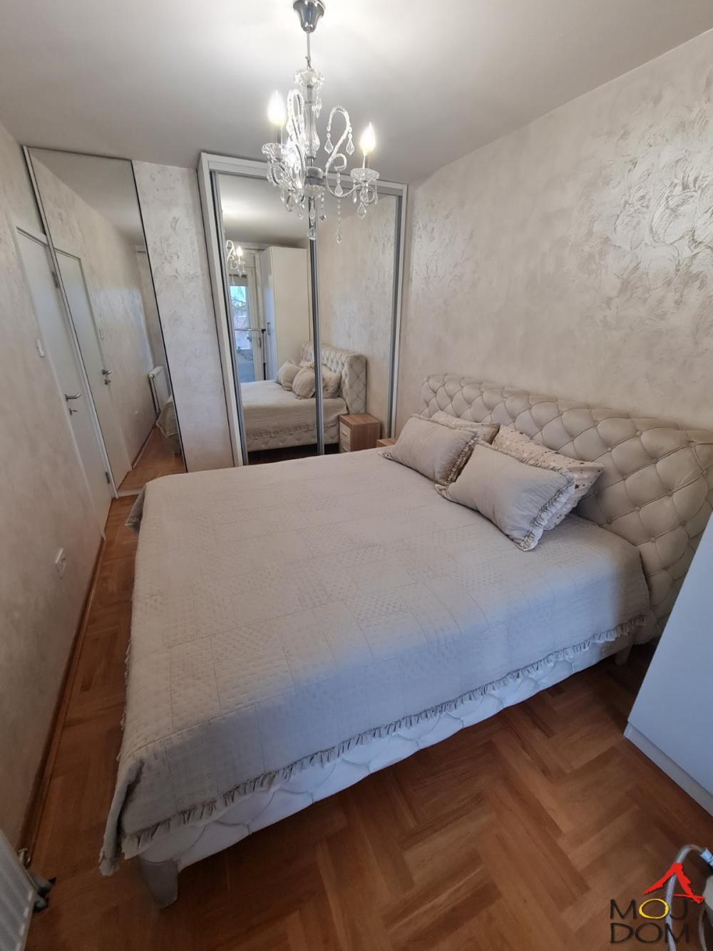 Slika 11 - Stan,NOVI SAD,TELEP,kv: 90, € 221450, ID: 1031435