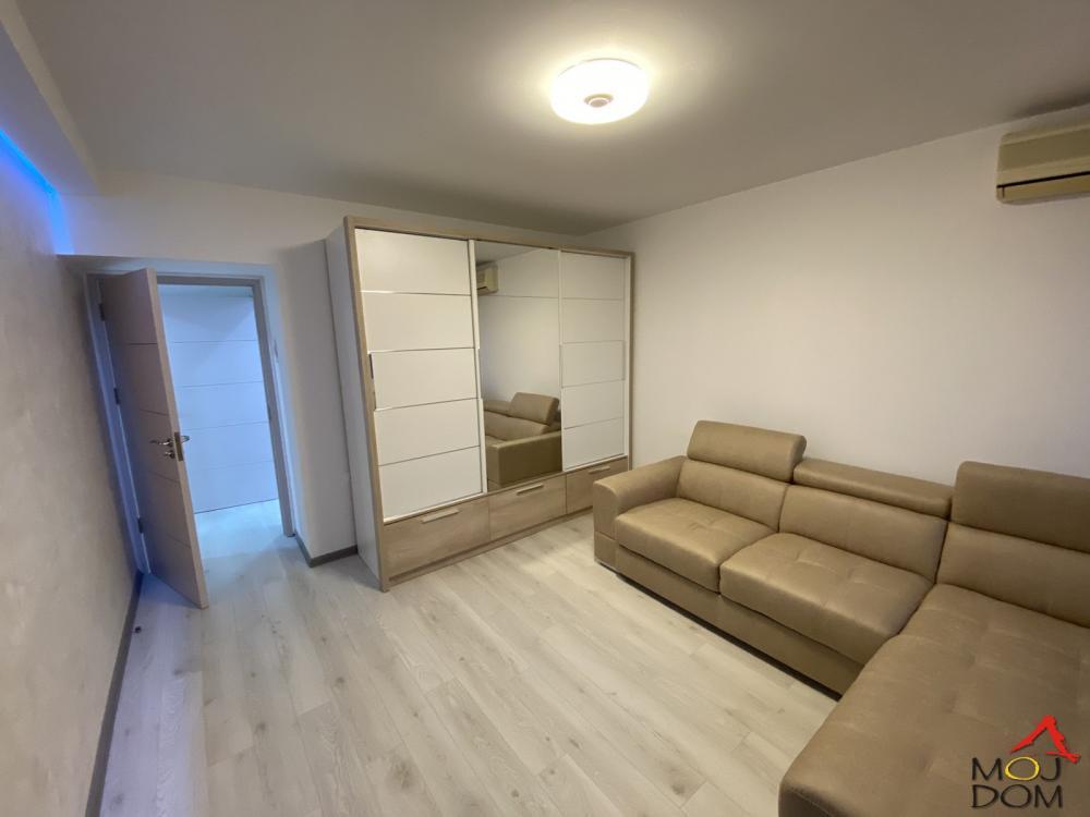 Glavna slika -Stan,NOVI SAD,BULEVAR,kv: 39, € 128750, ID: 1031150